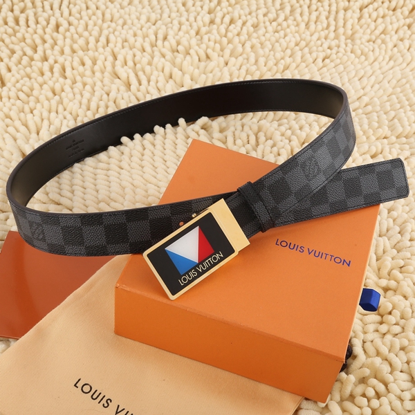 激安ルイヴィトンベルト着用イメージ